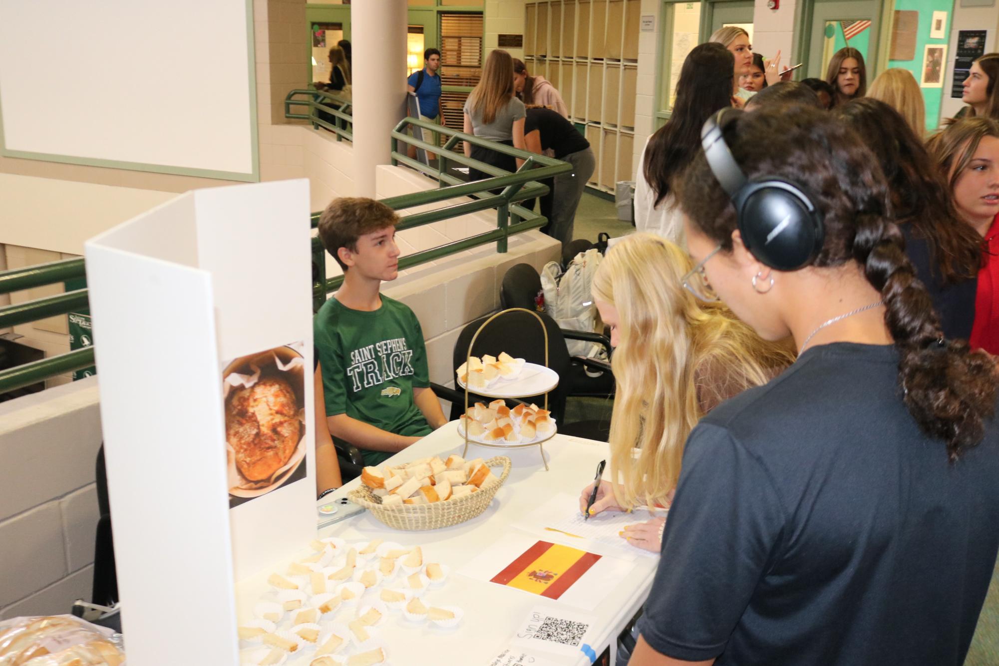 Photo Gallery: 2024-2025 Annual Club Fair