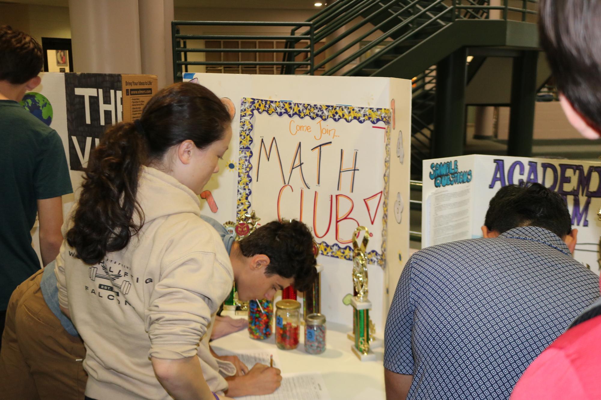 Photo Gallery: 2024-2025 Annual Club Fair